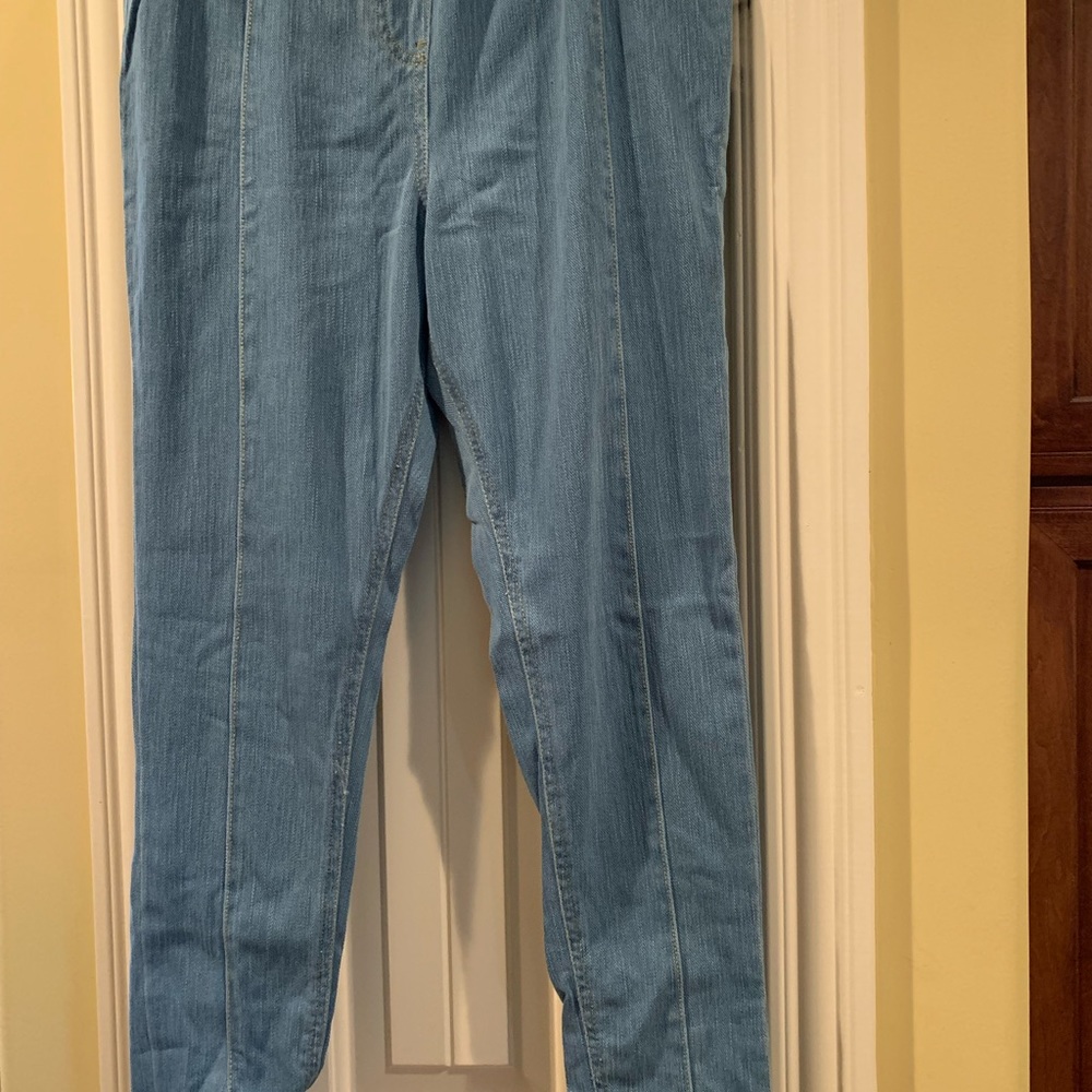 Women’s Blair light wash denim stirrup jeggings size M